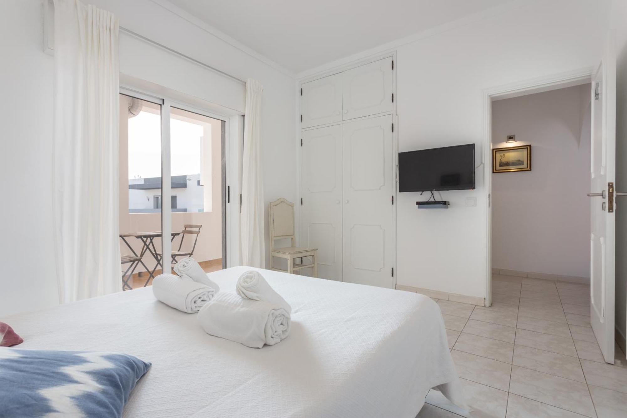 Blife Aerya Private Rooms - Airport Stay FAO Exteriör bild
